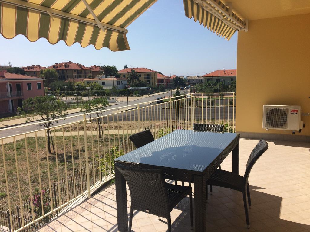 Villaggio La Piana Черво Екстериор снимка