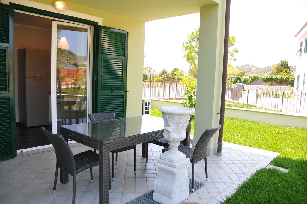 Villaggio La Piana Черво Екстериор снимка