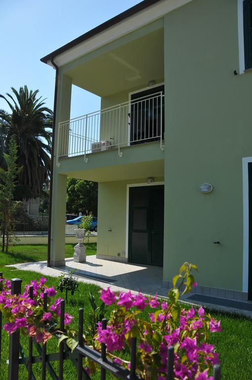 Villaggio La Piana Черво Екстериор снимка
