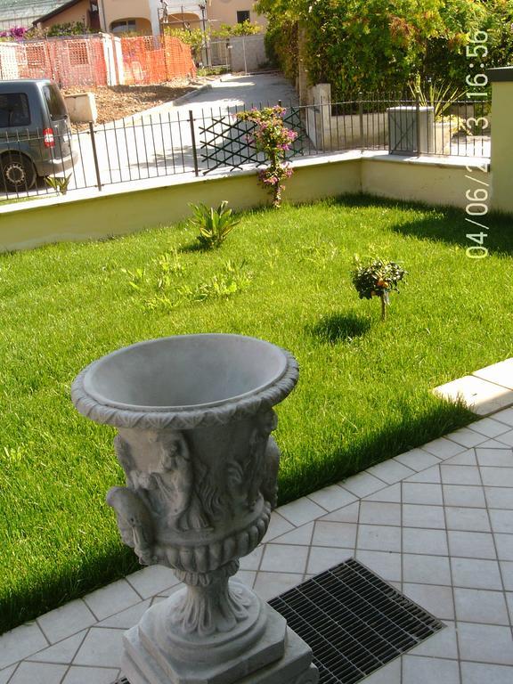 Villaggio La Piana Черво Екстериор снимка